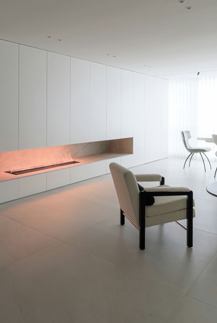 Mobile 메인 이미지 0